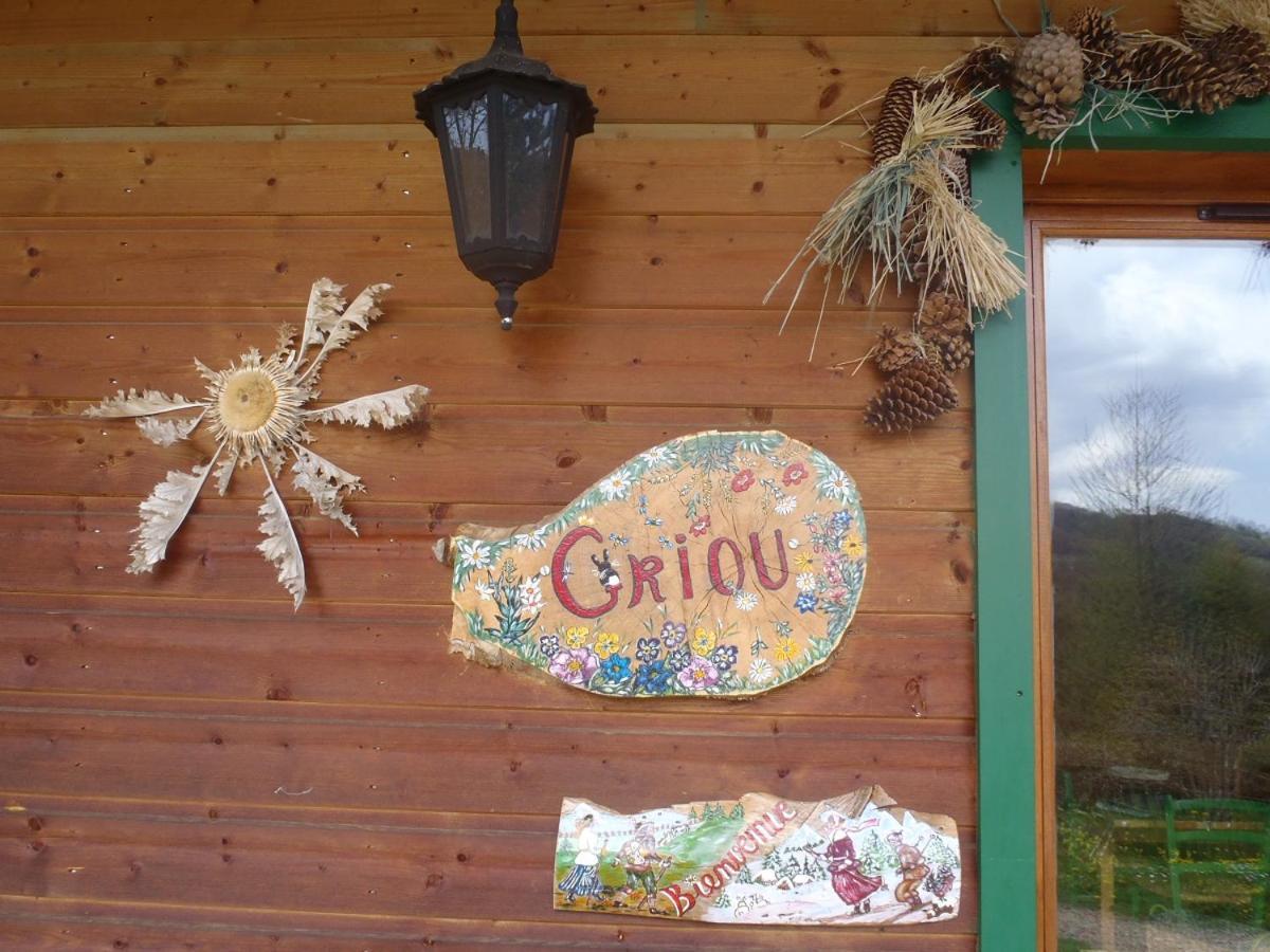 Les Chalets De La Vigne Grande Saint-Floret Exterior photo